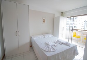Apartment, 3 Bedrooms | 3 bedrooms, free WiFi, bed sheets - PB02 Ap. a 500m do Fiesta Pituba (Salvador)