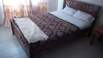 Standard Room | Bed sheets
