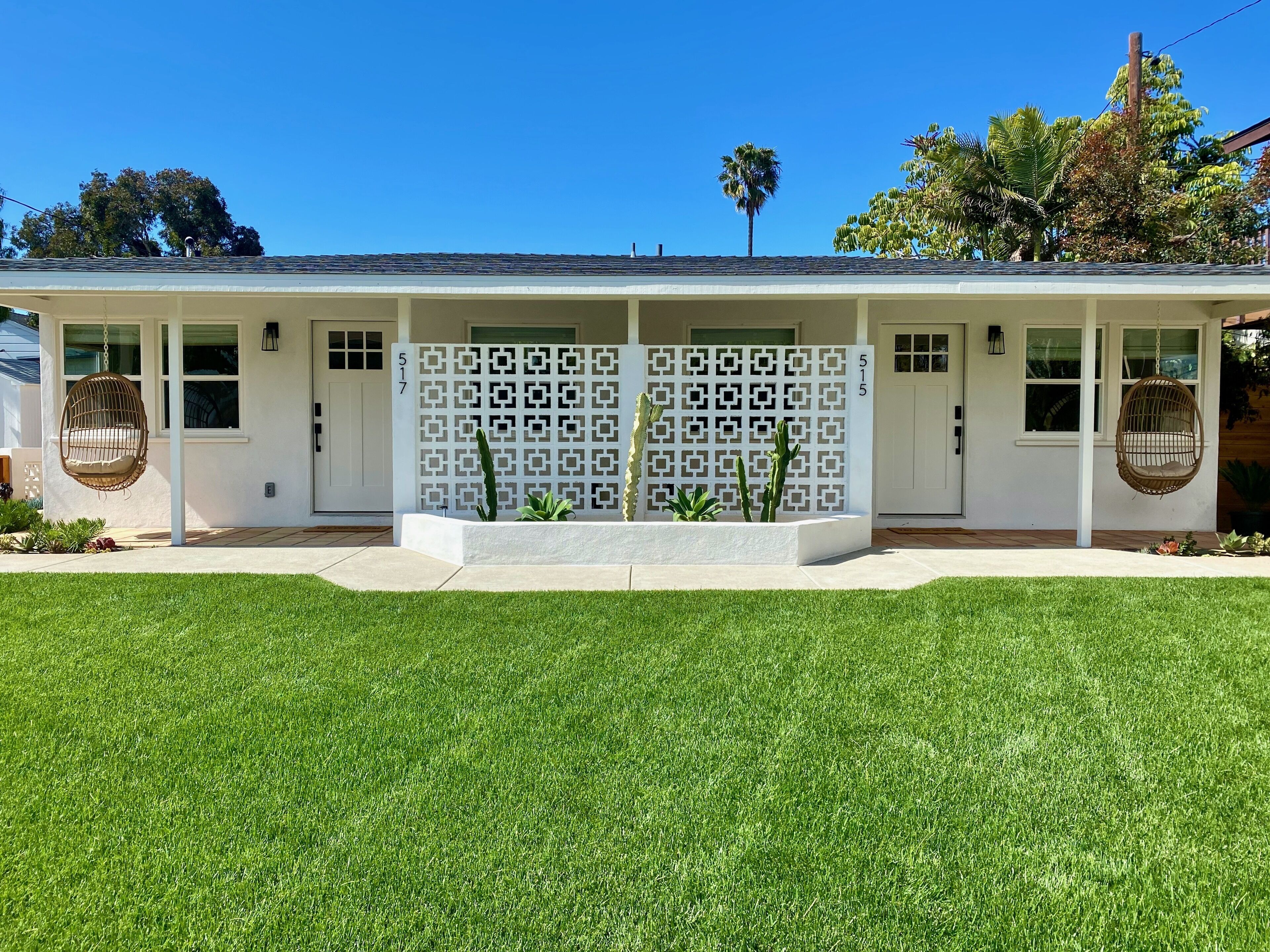 (2) Units 'Jetty Bungalows'  - Yards w/ Hot Tubs, Fire Pits + A/C + Washer/Dryer