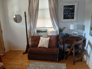 Smart TV, fireplace, video games, DVD player