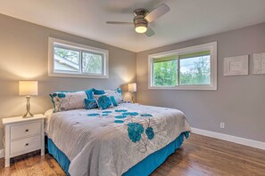 5 bedrooms, WiFi, bed sheets