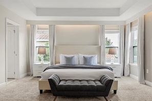 7 bedrooms, iron/ironing board, WiFi, bed sheets