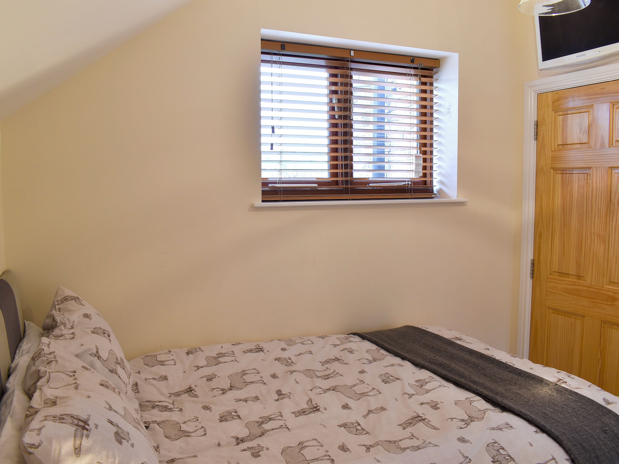 2 soverom, wi-fi (inkludert) og sengetøy