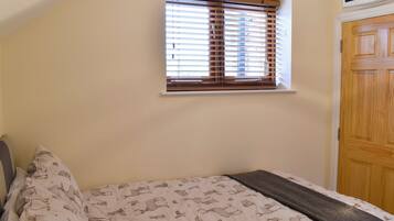 2 soverom, wi-fi (inkludert) og sengetøy