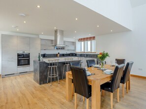 Dining - 3 bedroom accommodation in Woodhead, near Turriff (Woodhead, near Turriff)