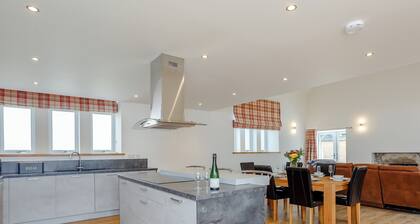 3 bedroom accommodation in Woodhead, near Turriff