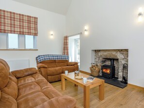 Fireplace - 3 bedroom accommodation in Woodhead, near Turriff (Woodhead, near Turriff)