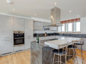 Dishwasher, high chair - 3 bedroom accommodation in Woodhead, near Turriff (Woodhead, near Turriff)