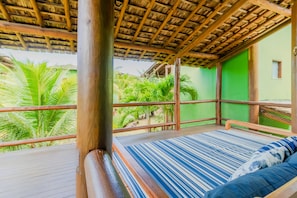 Bangalô, 3 quartos | Terraço/pátio