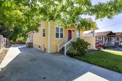 @ Marbella Lane - 2BR LwrLvl | DTWN SJ | Ldry + P