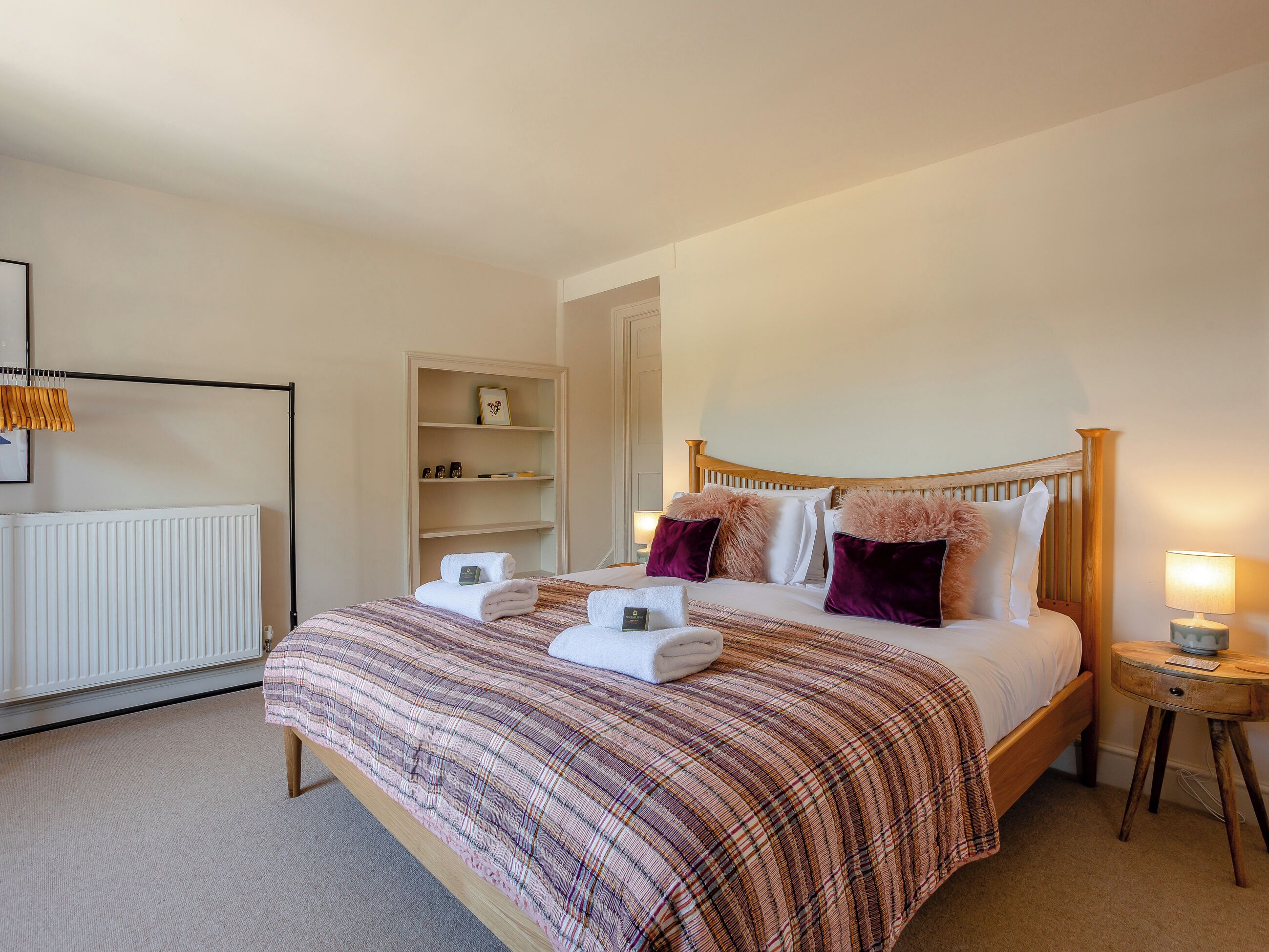 5 bedrooms, free WiFi, bed sheets