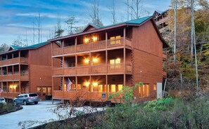 Unclassified image, 5 of 68, button - Pigeon Forge 6BR Cabin | Indoor Pool (Pigeon Forge)