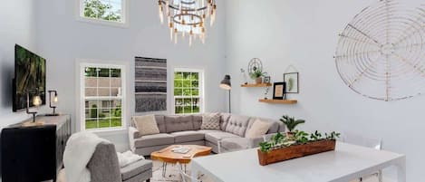 Televisión, videojuegos y oficina