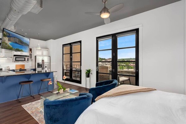 1 chambre, fer et planche à repasser, Wi-Fi, draps fournis