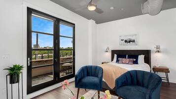 1 habitación, tabla de planchar con plancha, wifi y ropa de cama