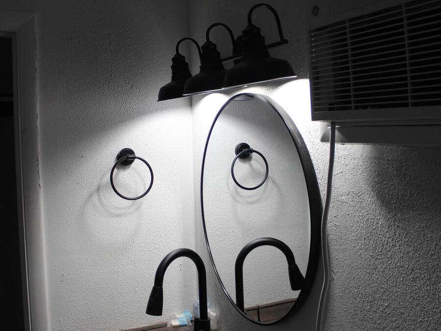 Basic Double Room | Individually decorated, individually furnished, desk, laptop workspace