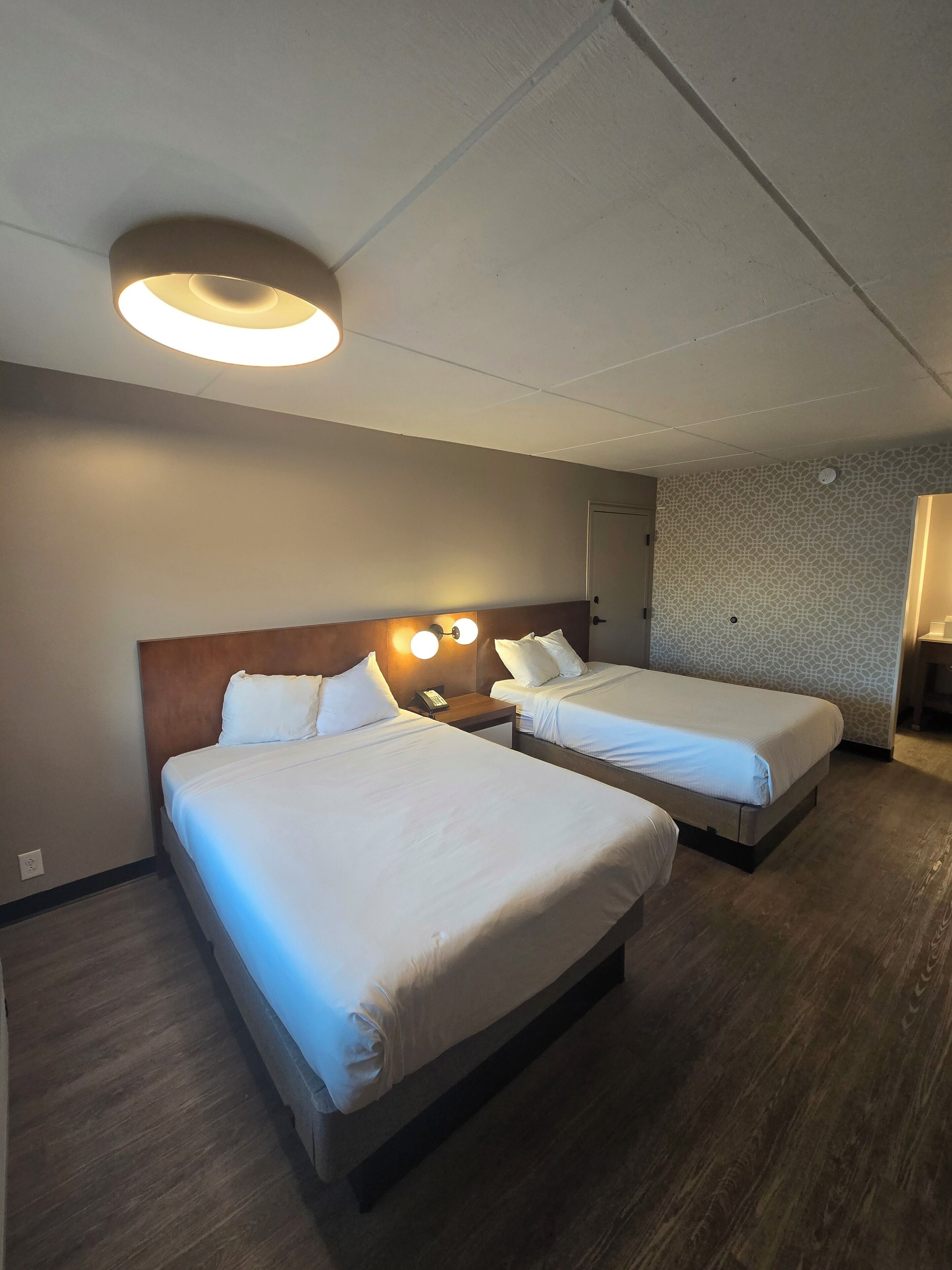 Ropa de cama hipoalergénica y caja fuerte