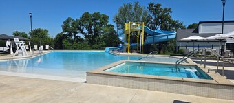 Dutch Wonderland Inn