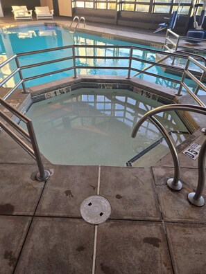 Indoor pool, seasonal outdoor pool, pool cabanas (surcharge) - Dutch Wonderland Inn (Lancaster)