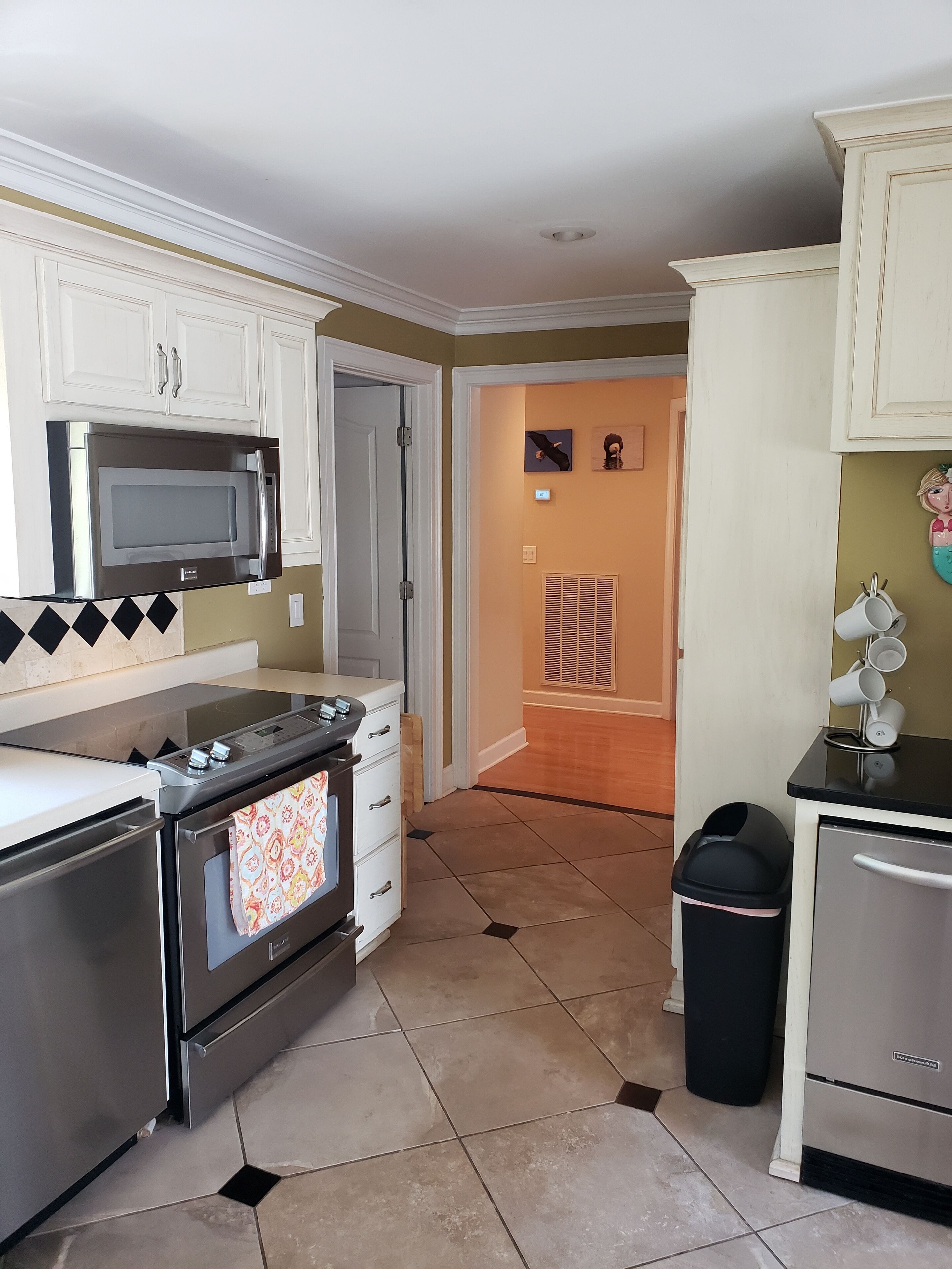 Wilson Lake House. Boatlift underneath living room.
