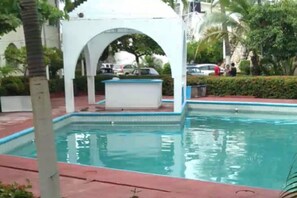 Outdoor pool - Condominio a 100 mts de las hermosas playas de Caleta y Caletilla (Acapulco)