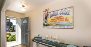 Interior - West Cliff Getaway (Santa Cruz)