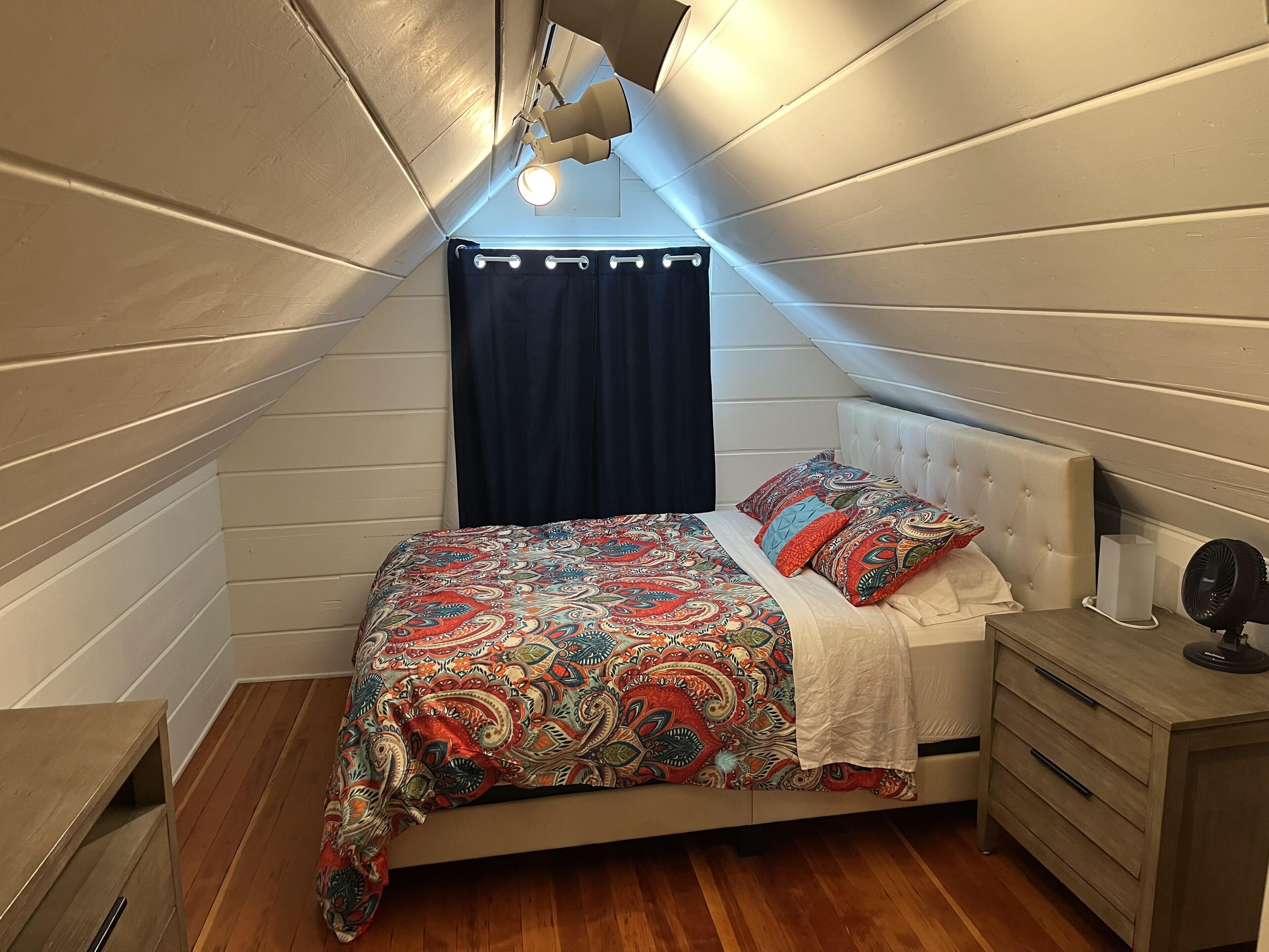 2 chambres, fer et planche à repasser, Wi-Fi gratuit, draps fournis