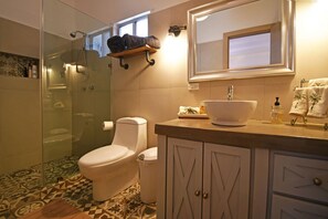 Maison, 3 chambres | Salle de bain | Serviettes fournies