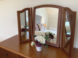 4 habitaciones, wifi gratis y ropa de cama 