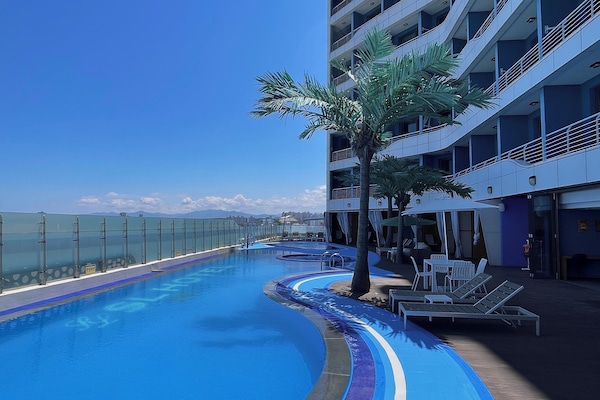 Seasonal outdoor pool