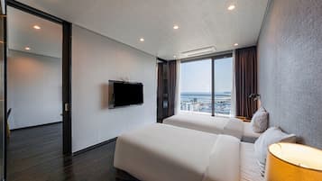 Family Suite, 2 Bedrooms, Ocean View | View from room