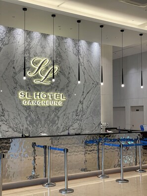 Reception - SL Hotel Gangneung (Gangneung)