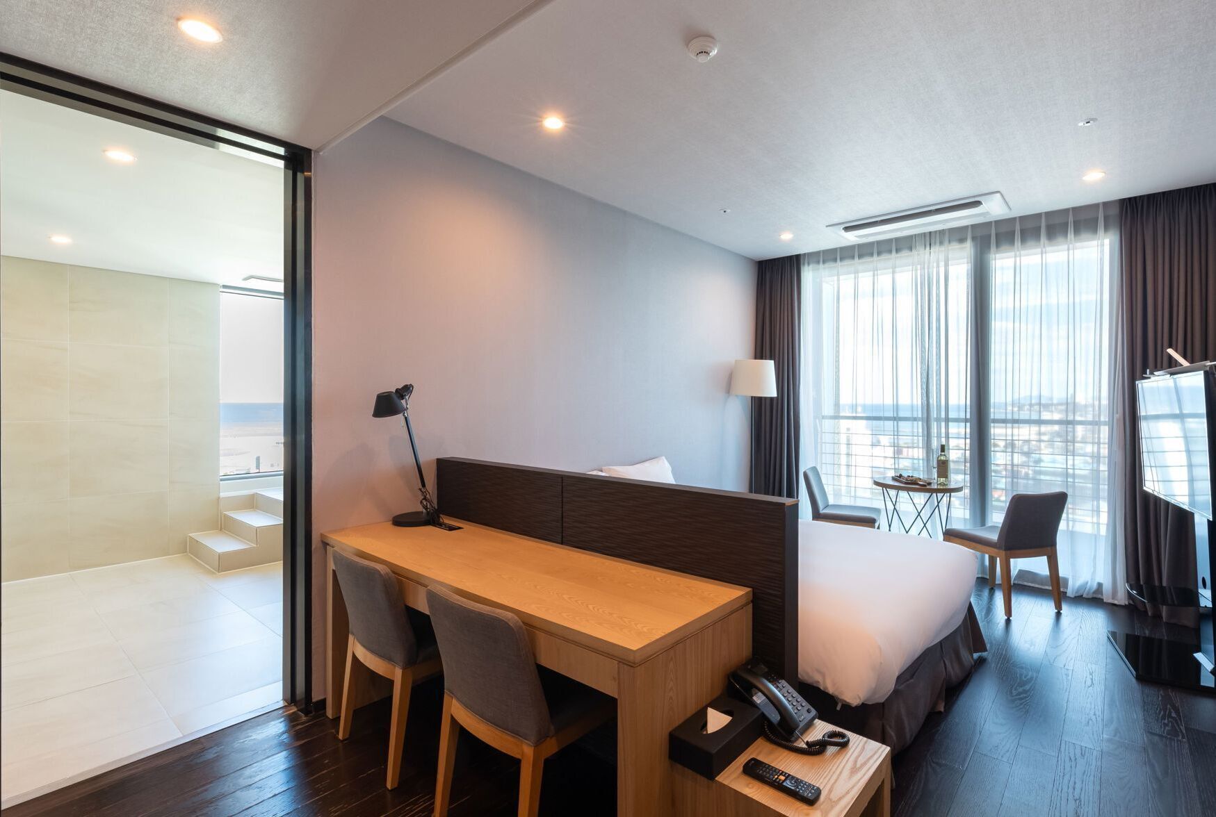 In-room safe, individually decorated, individually furnished, desk