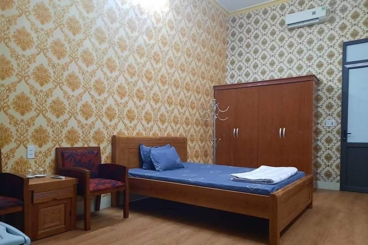 Basic Room | Premium bedding, minibar, free WiFi, bed sheets