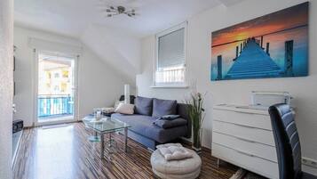 TV, DVD player, aparelho de som