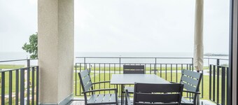 Brand-new holiday apartment "Arguna" directly on Lake Constance with lake view