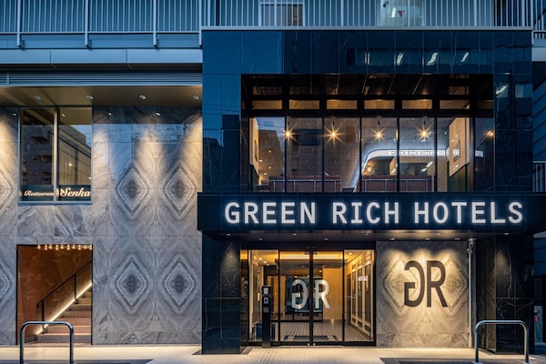 Façade de l’hébergement - soirée/nuit