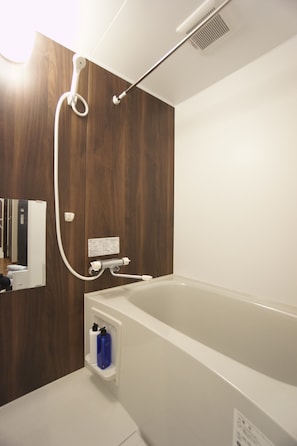 Bathroom amenities - Sakura34 (Sapporo)