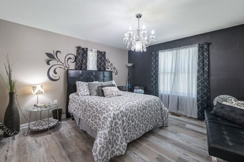 Keskusta, Viehättävä, tyylikäs, uusi, ylellinen, rauhallinen, upea naapurustossa!