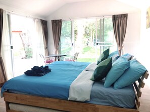 5 bedrooms, WiFi - Greenway  Pool Villa Huahin  have 6 rooms ,24 singgle  beds (A. Huahin)