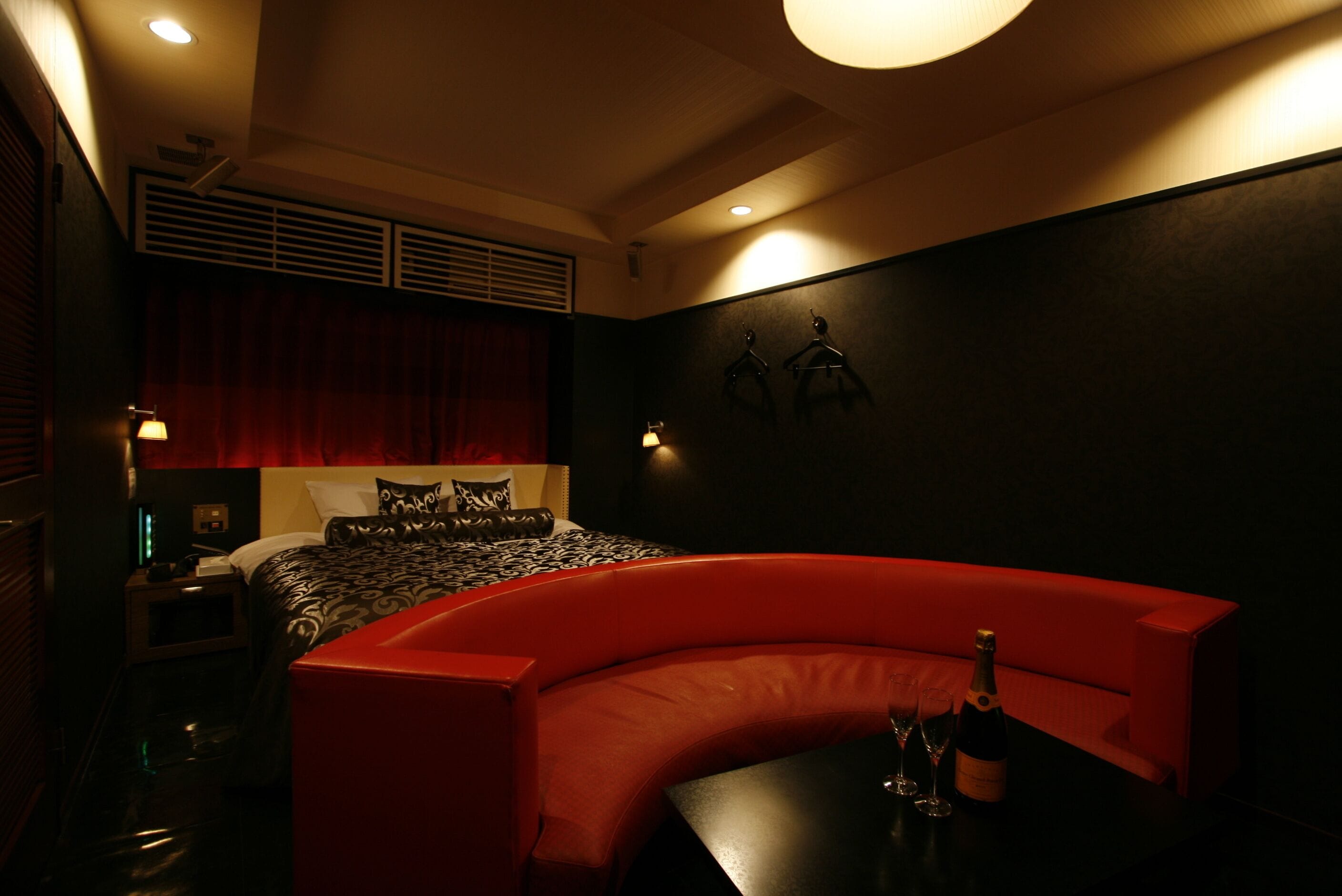 ベーシック ダブルルーム 喫煙可 | WiFi (無料)