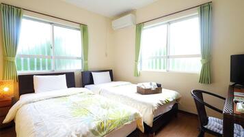 Standard-Zweibettzimmer | Schreibtisch, schallisolierte Zimmer, kostenloses WLAN, Bettwäsche