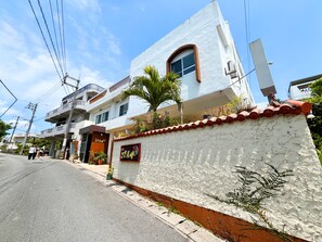 Exterior - Sazanka (Okinawa)