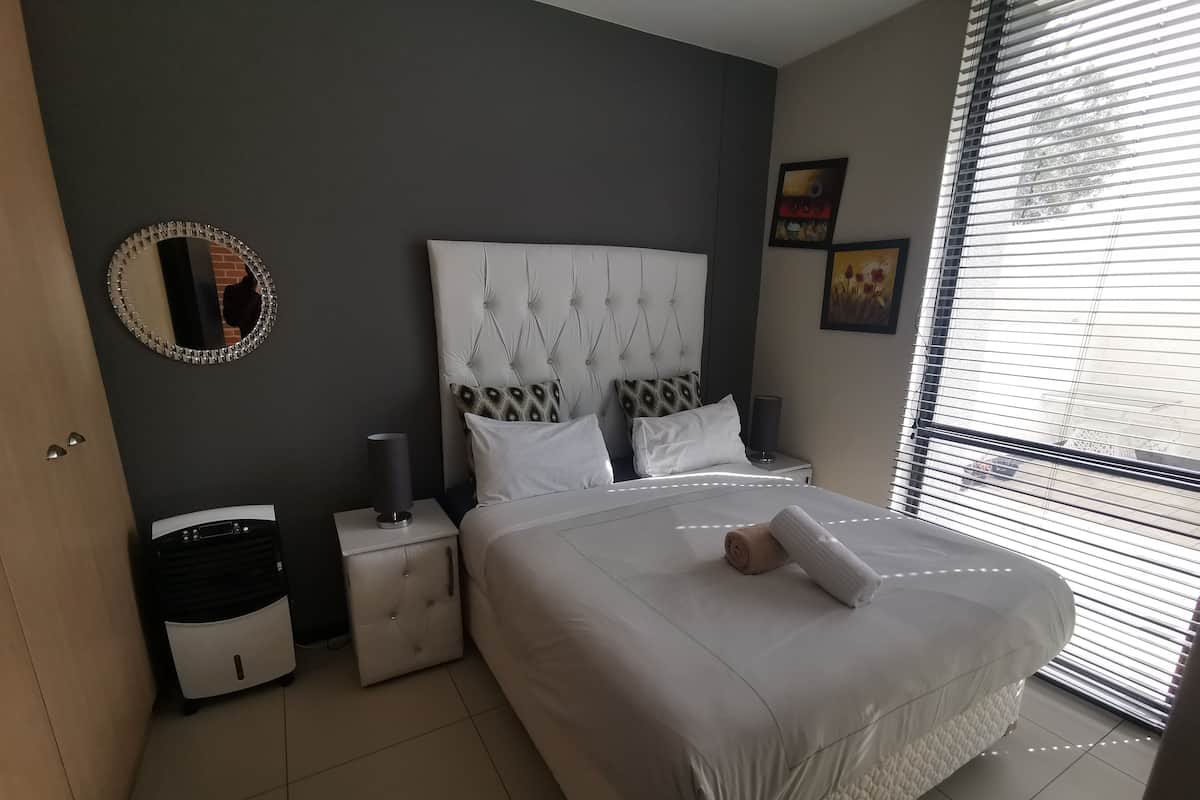 Apartamento estándar | Tabla de planchar con plancha, wifi gratis, ropa de cama