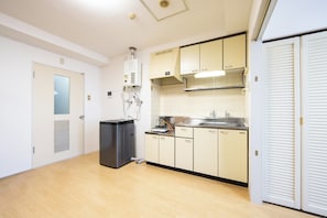 Private kitchen - Royal Heights Kikusui Station (Sapporo)