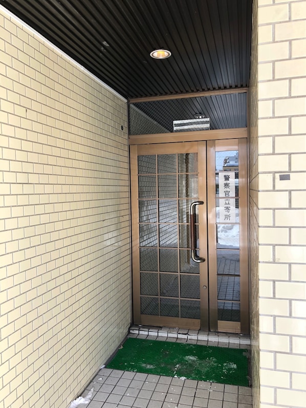 Property entrance - Royal Heights Kikusui Station (Sapporo)