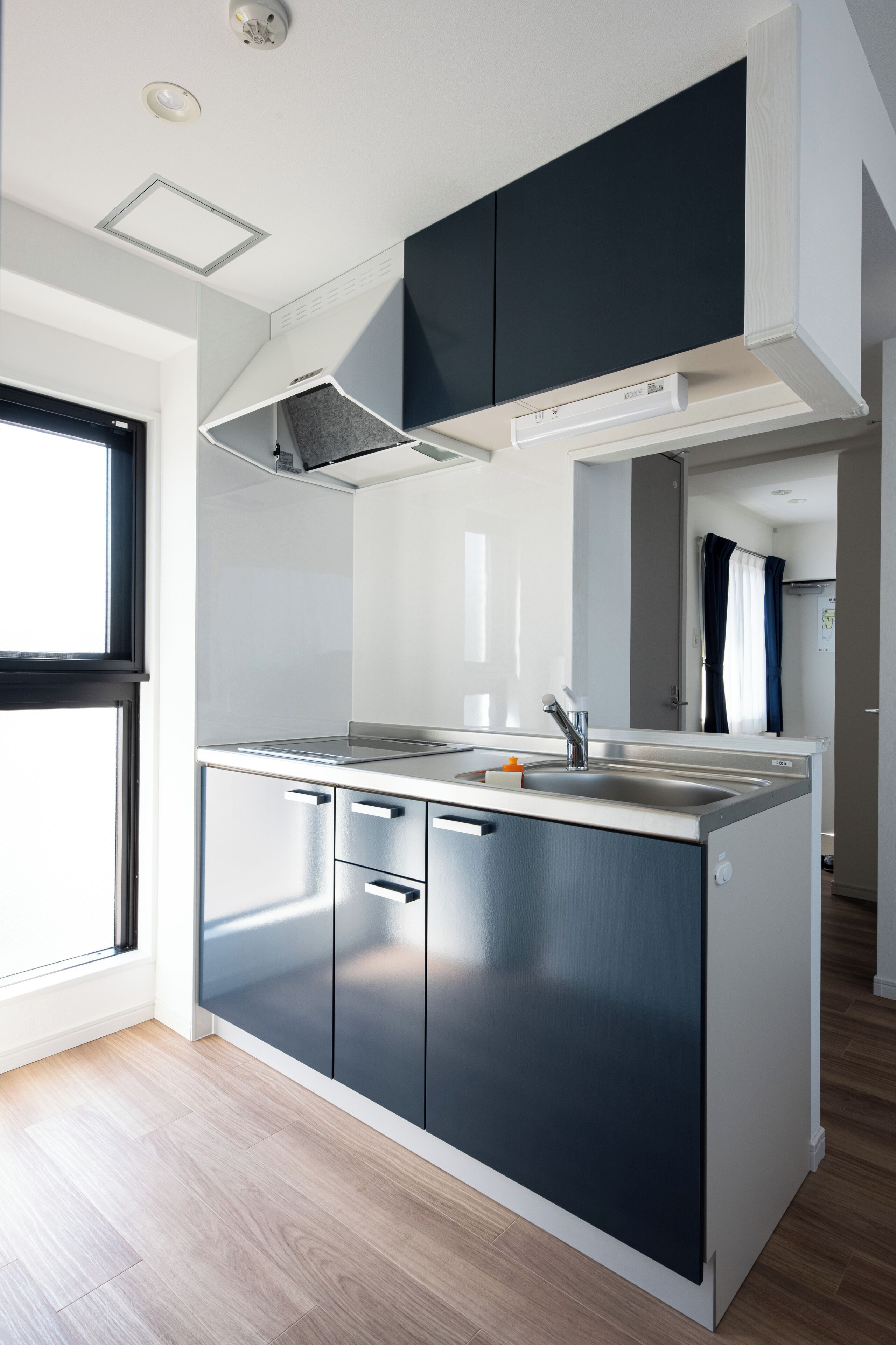 Apartment | Private kitchenette | Fridge, microwave, stovetop, electric kettle