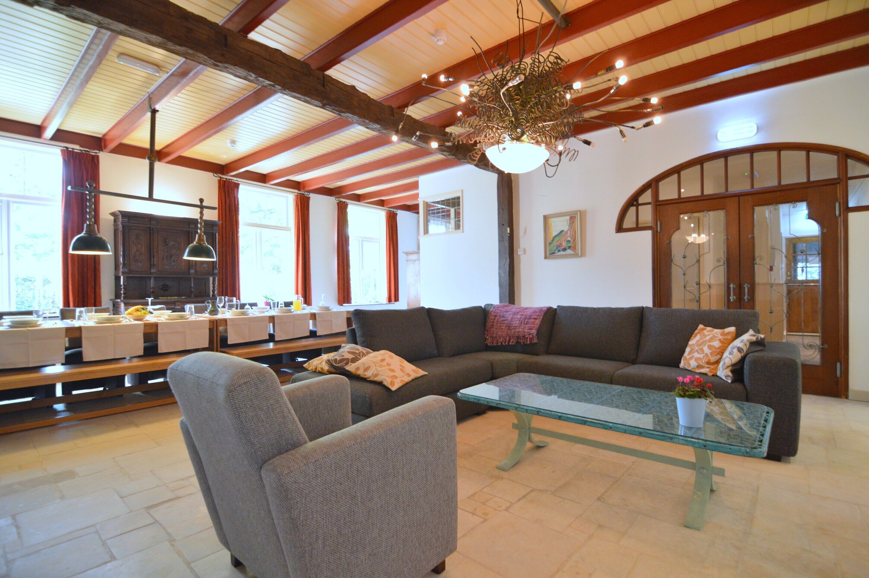 House | Living room | TV, fireplace