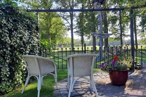 House | View from property - Spacious Holiday Home in Rekken With Hot Tub (Rekken)