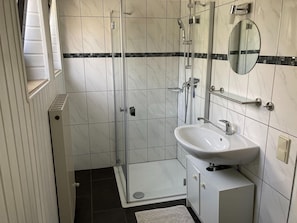 Apartment | Bathroom - Palzem Riverside Escape (Palzem)